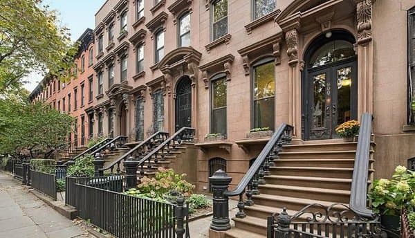 Row of brownstone buildings in Brooklyn NYC